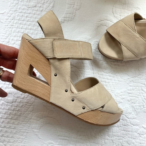 Eileen Fisher Leather Wooden Cut Out Clog Wedge 5 5.5 - Picture 5 of 16